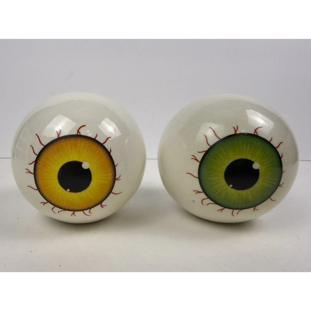 Bloodshot Eyeballs Salt And Pepper Shakers Green and Yellow Halloween